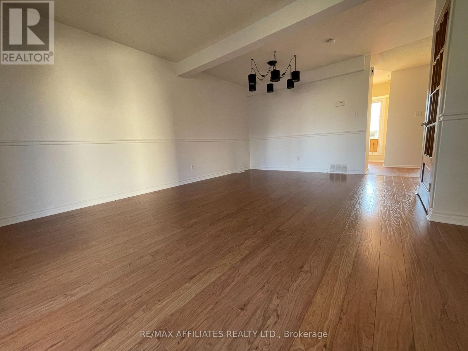 65 - 47 Mcdermot Court, Ottawa, Ontario  K2L 3V5 - Photo 14 - X12277414