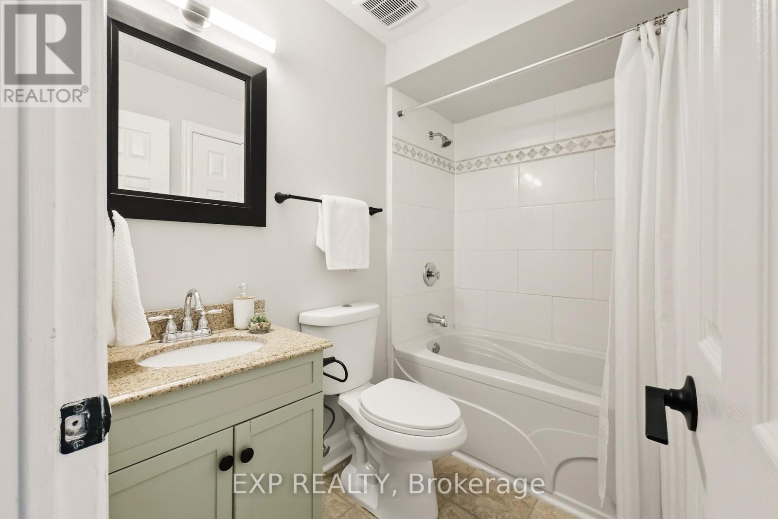 51 Raftus Square, Ottawa, Ontario  K2J 2K9 - Photo 14 - X12481748