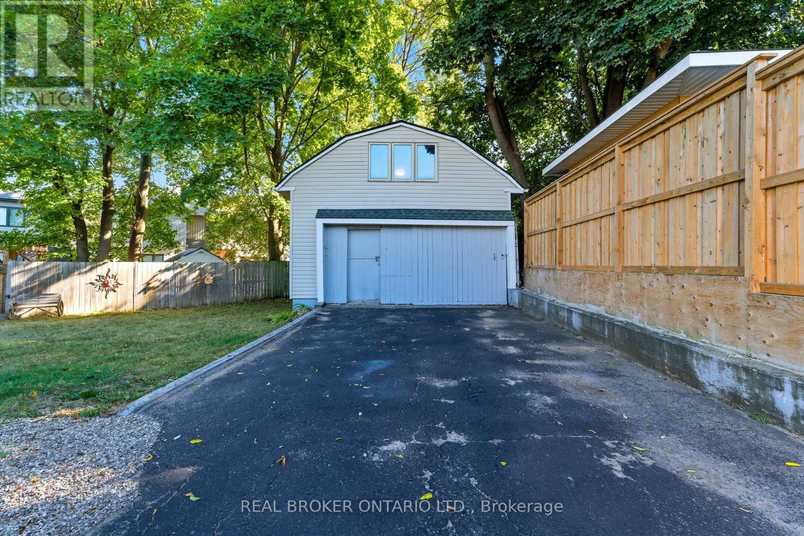 81 Beech Avenue, Cambridge, Ontario  N3C 1X6 - Photo 20 - X12483717