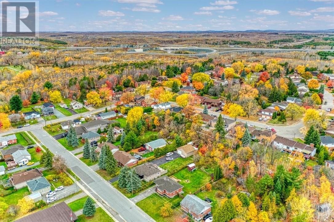 556 Lavoie, Sudbury, Ontario  P3A 2B3 - Photo 33 - 2125393