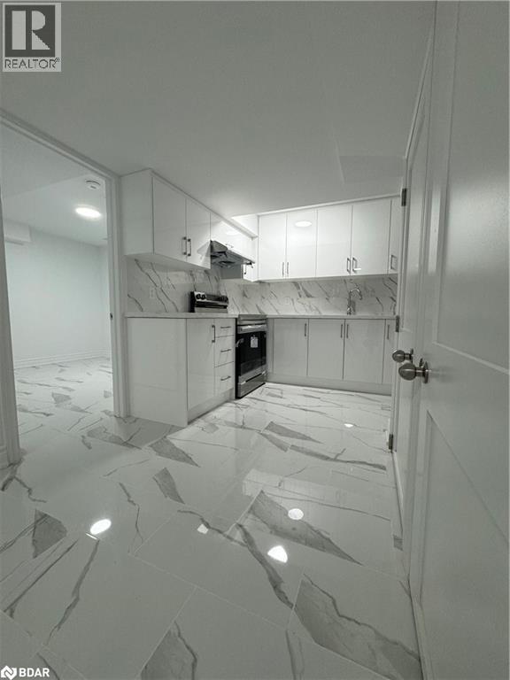 29 Paddington Grove Unit# Lower, Barrie, Ontario  L9J 0J3 - Photo 3 - 40782344