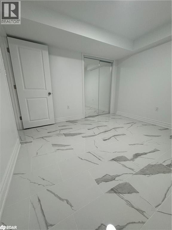 29 Paddington Grove Unit# Lower, Barrie, Ontario  L9J 0J3 - Photo 8 - 40782344