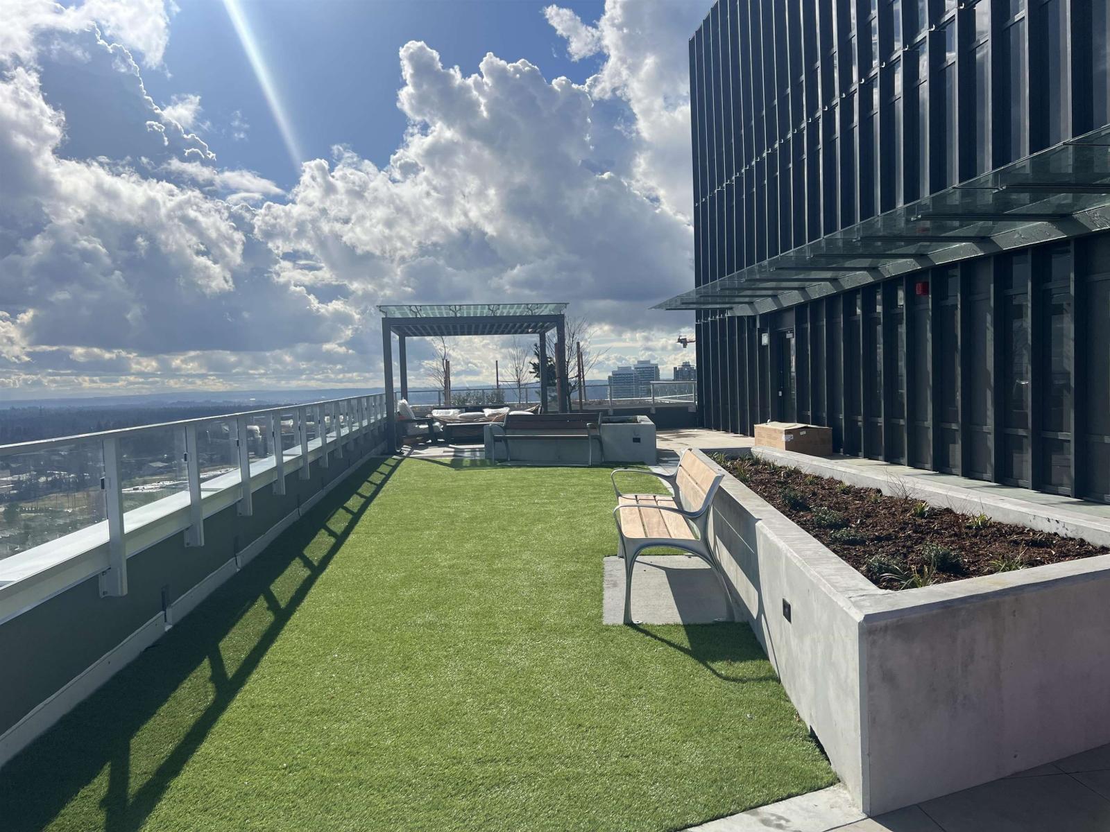 2003 10428 Whalley Boulevard, Surrey, British Columbia  V3T 0W2 - Photo 19 - R3062033