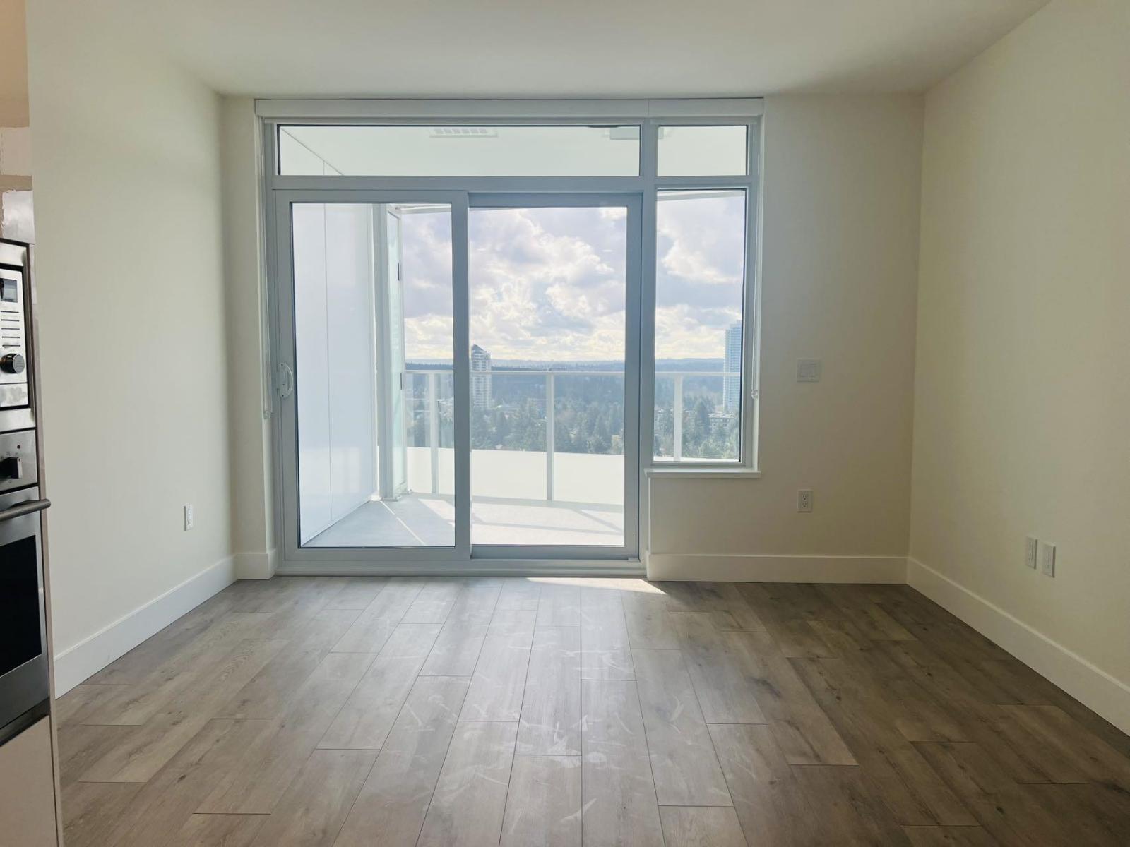 2003 10428 Whalley Boulevard, Surrey, British Columbia  V3T 0W2 - Photo 9 - R3062033