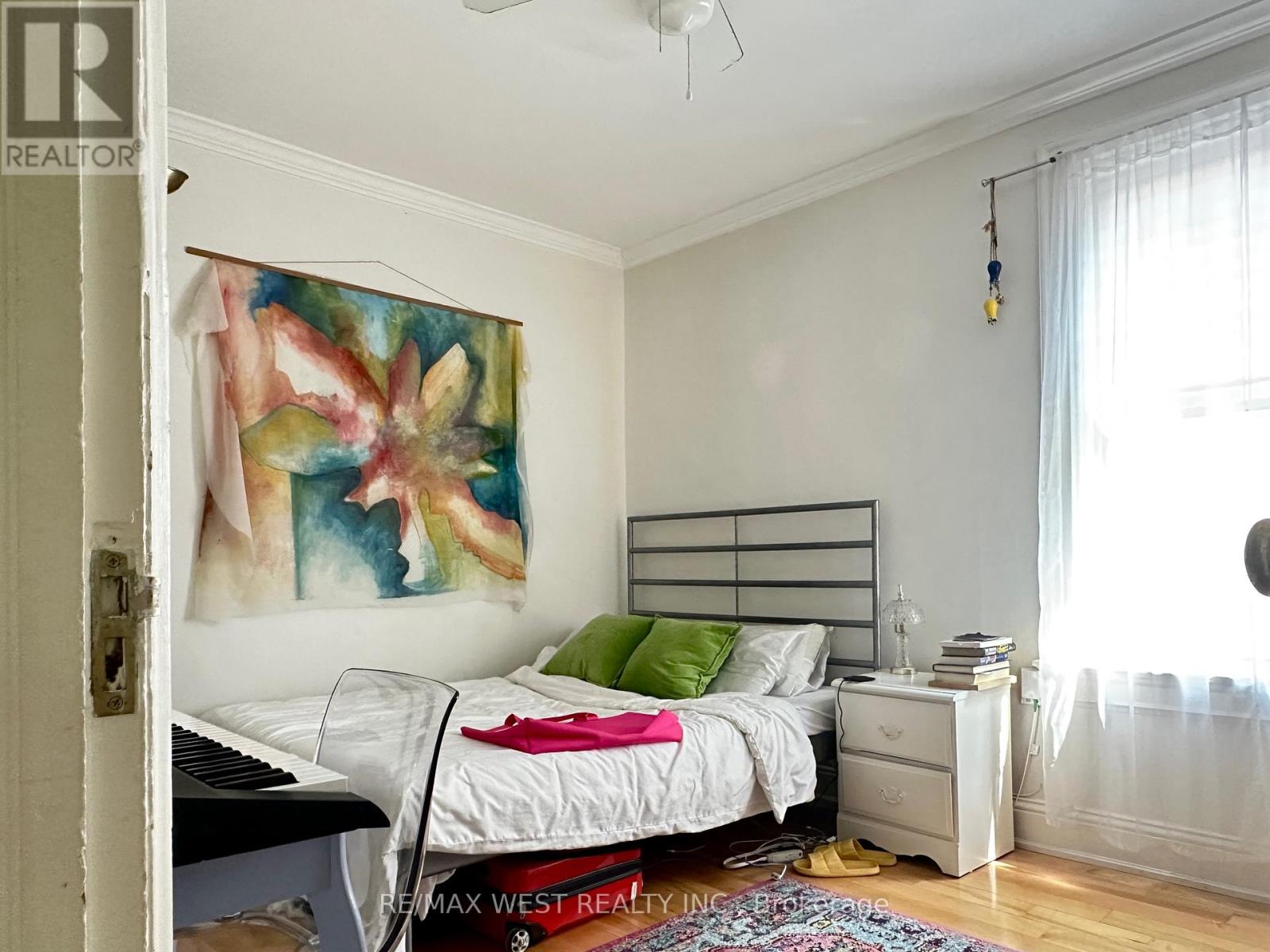 221 Albany Avenue, Toronto, Ontario  M5R 3C7 - Photo 12 - C12483772