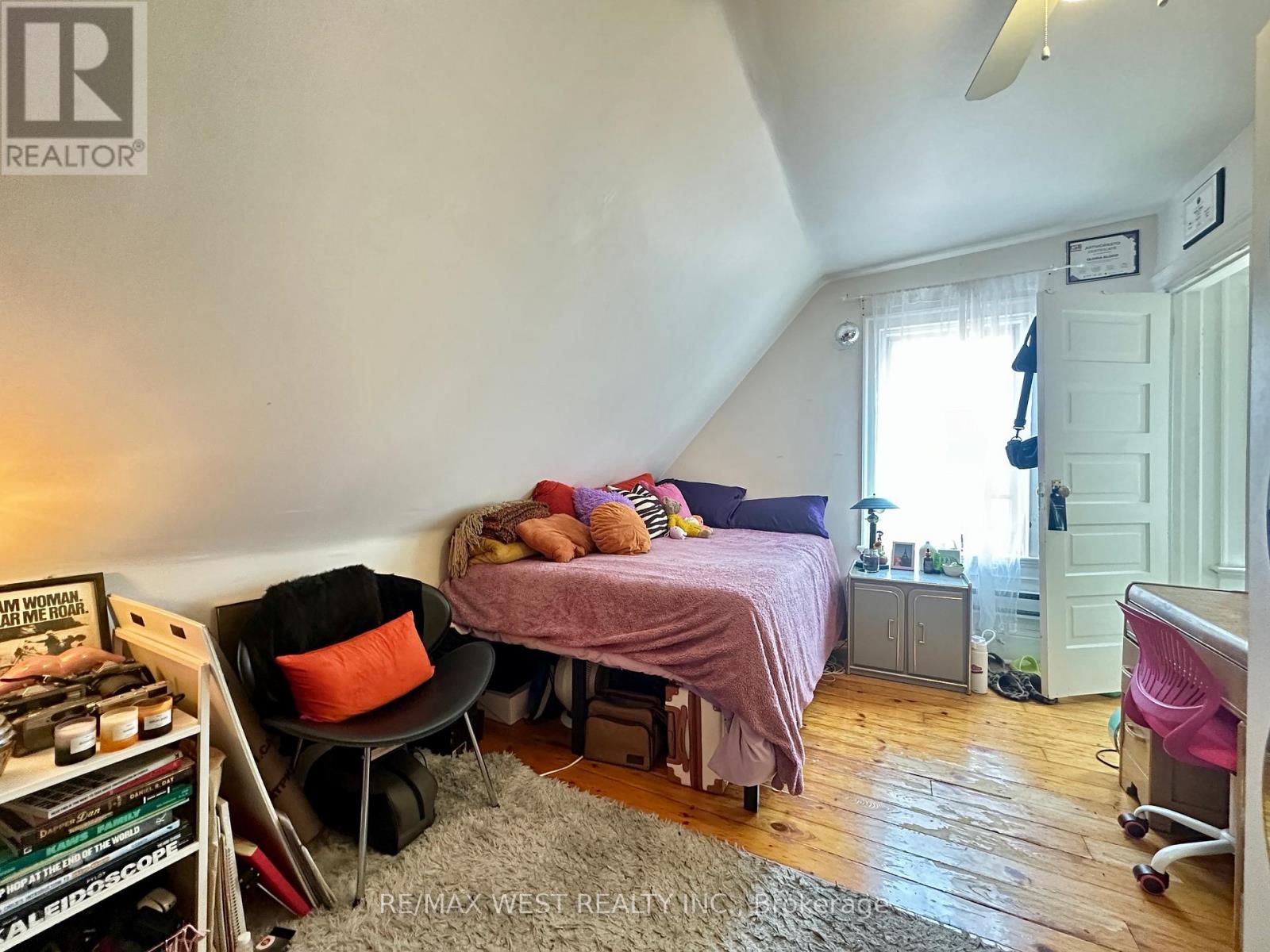 221 Albany Avenue, Toronto, Ontario  M5R 3C7 - Photo 20 - C12483772