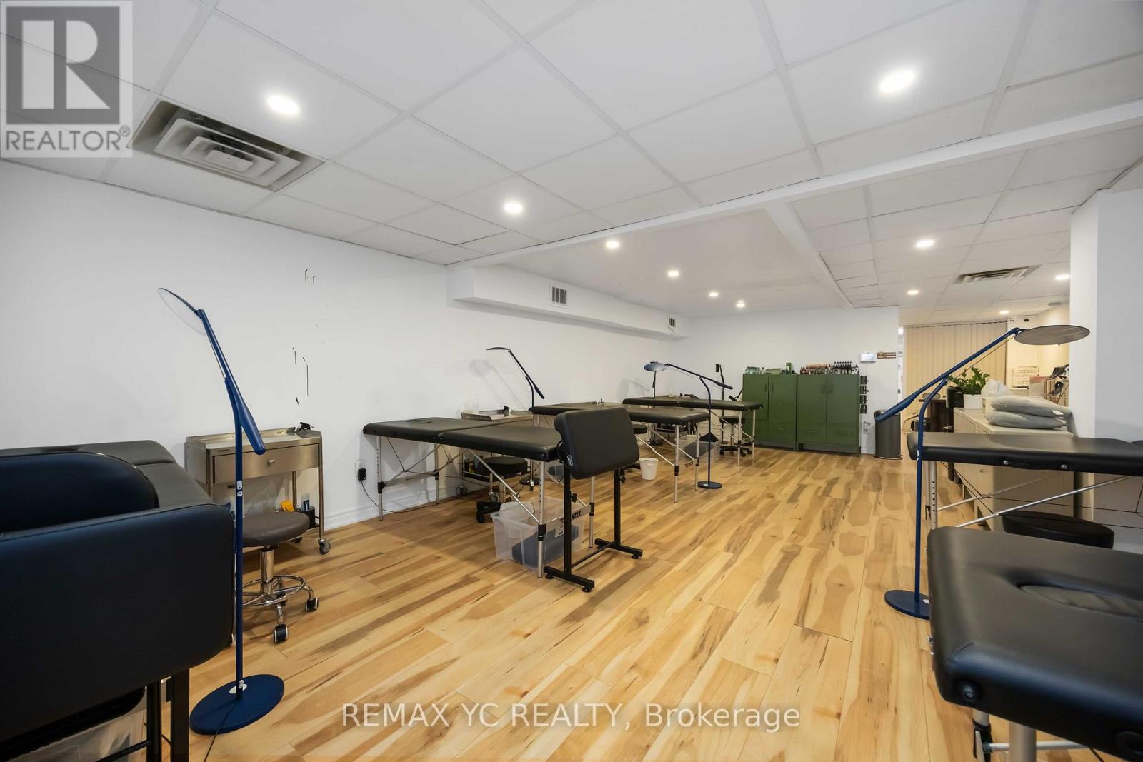 2nd Floor - 4864 Yonge Street, Toronto, Ontario  M2N 5N2 - Photo 10 - C12483778