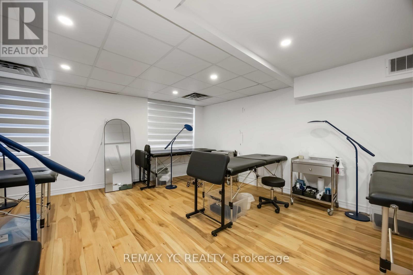 2nd Floor - 4864 Yonge Street, Toronto, Ontario  M2N 5N2 - Photo 8 - C12483778