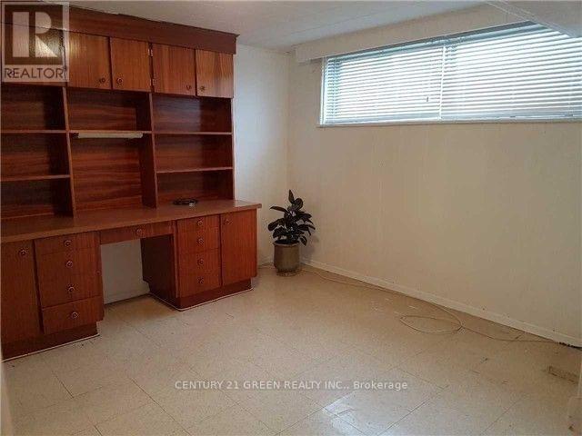 BSMT - 171 KENNARD AVENUE, Toronto, Ontario