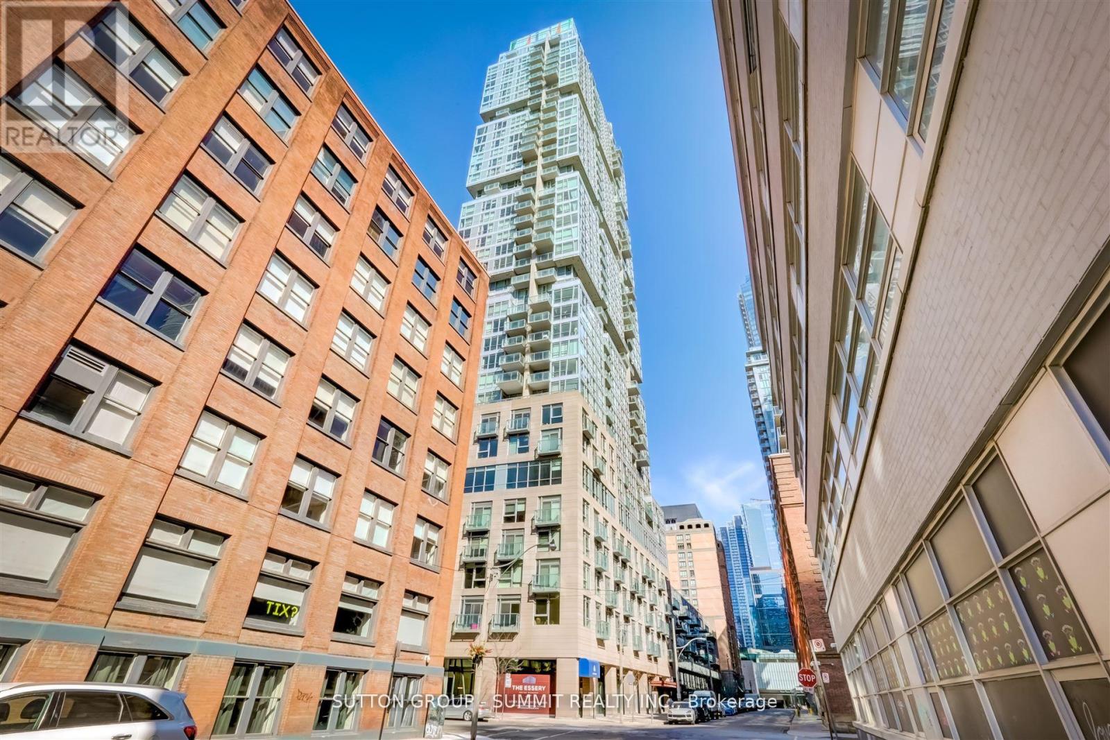 1008 - 30 Nelson Street, Toronto, Ontario  M5V 0H5 - Photo 2 - C12483840