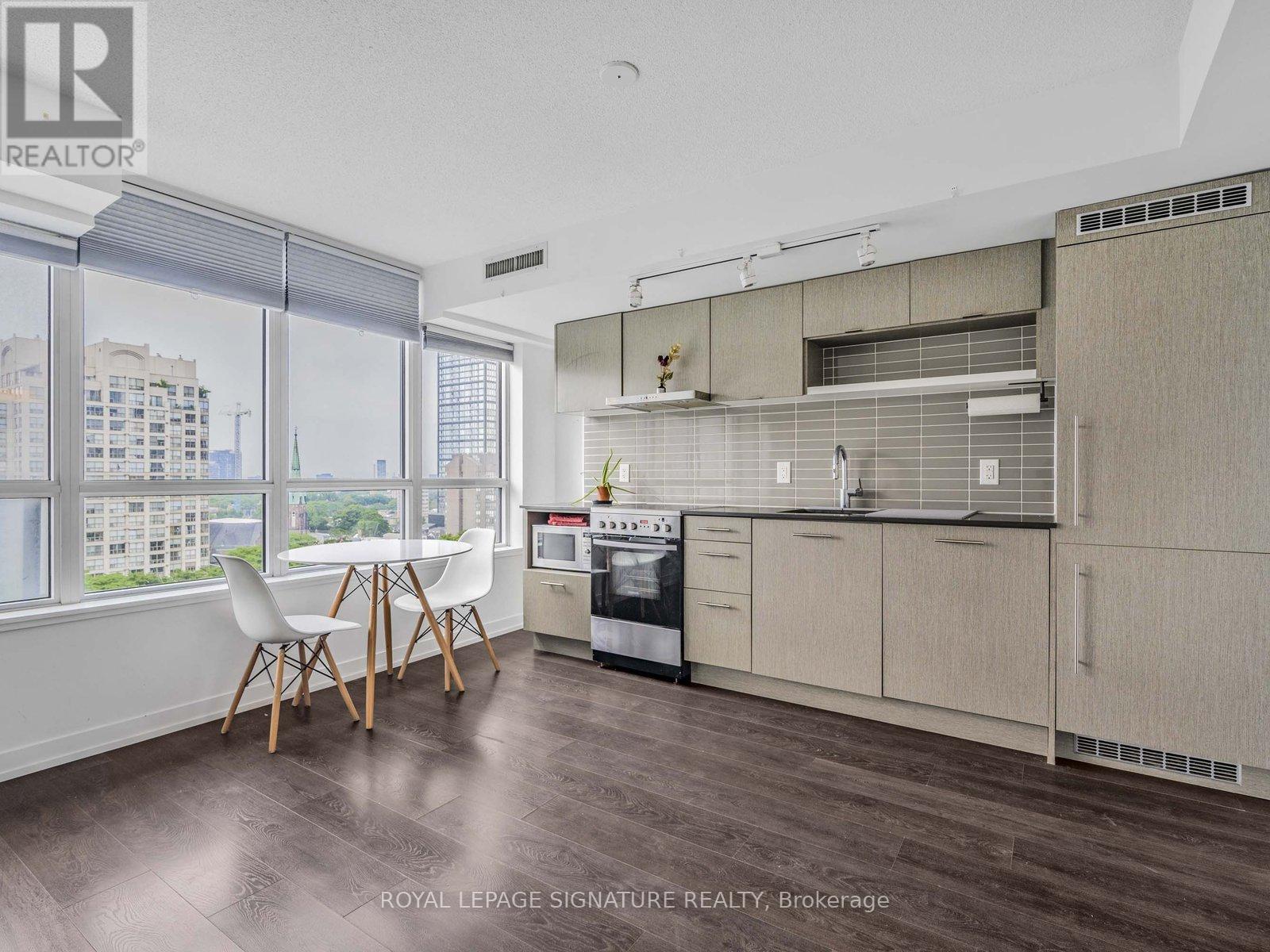 1007 - 365 Church Street, Toronto, Ontario  M5B 1Z9 - Photo 3 - C12483842