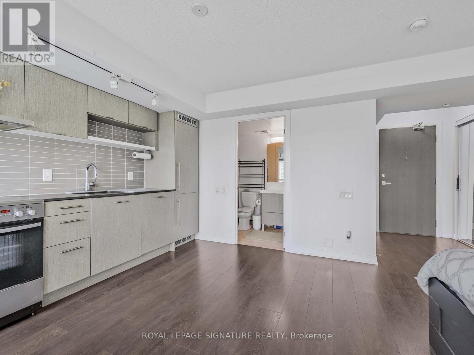 1007 - 365 Church Street, Toronto, Ontario  M5B 1Z9 - Photo 4 - C12483842