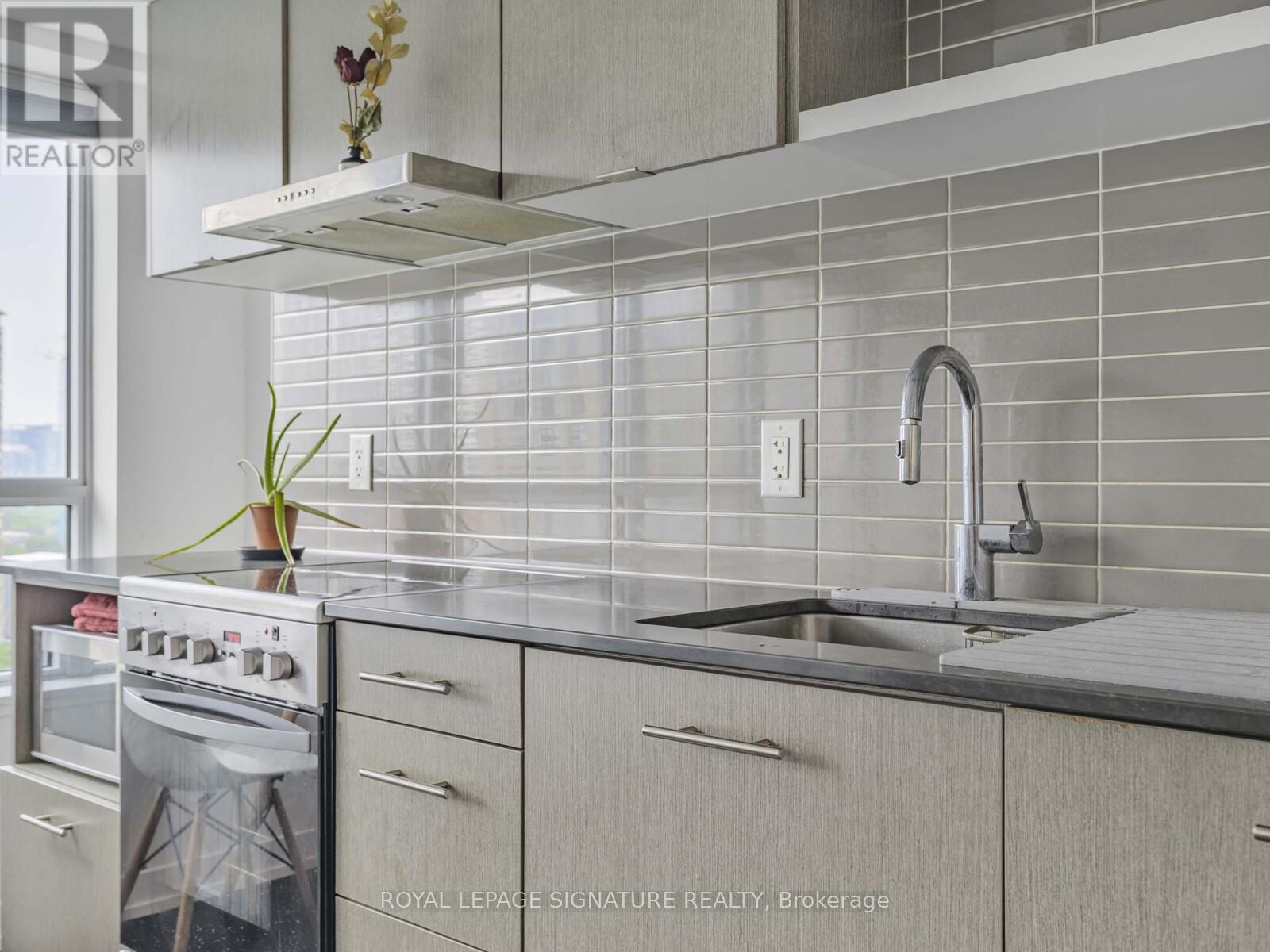 1007 - 365 Church Street, Toronto, Ontario  M5B 1Z9 - Photo 5 - C12483842