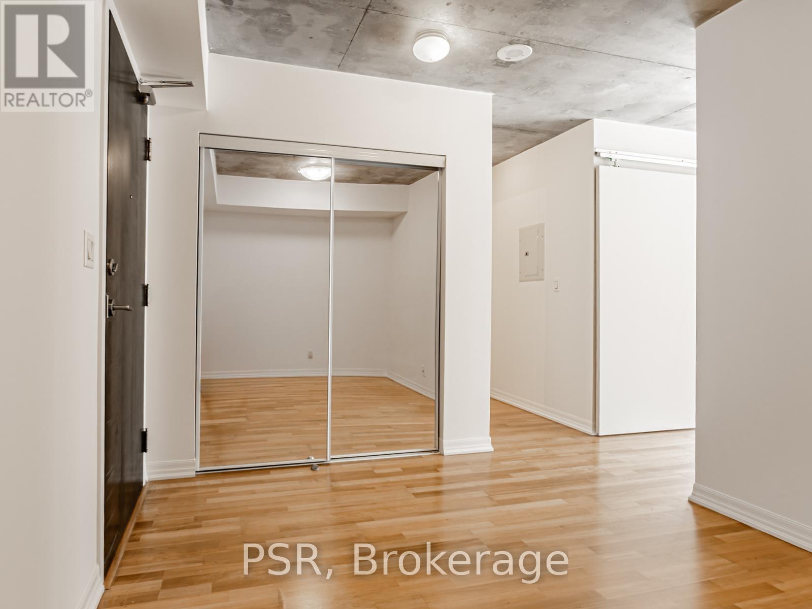 202 - 22 Wellesley Street E, Toronto, Ontario  M4Y 1G3 - Photo 5 - C12483884