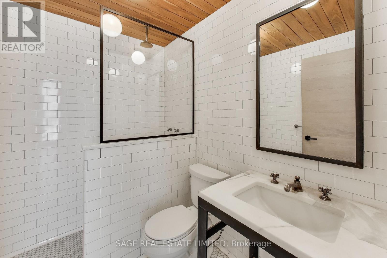 301 - 20 Niagara Street, Toronto, Ontario  M5V 3L8 - Photo 16 - C12483905