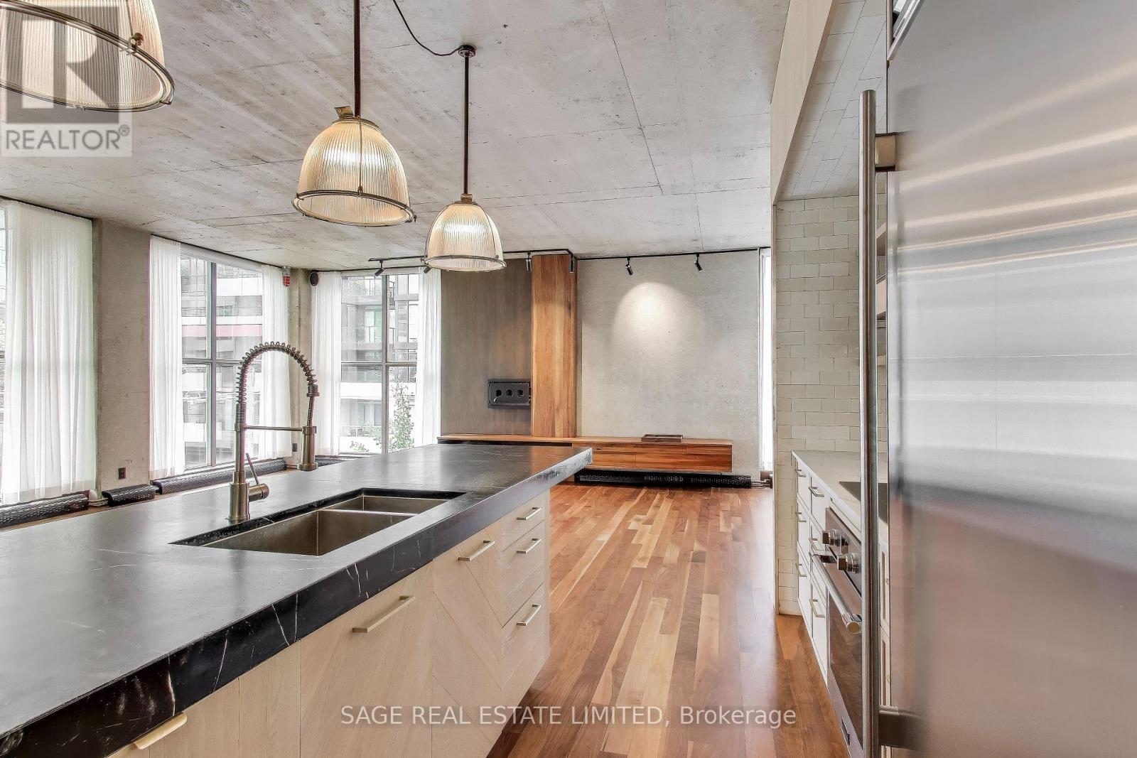 301 - 20 Niagara Street, Toronto, Ontario  M5V 3L8 - Photo 9 - C12483905