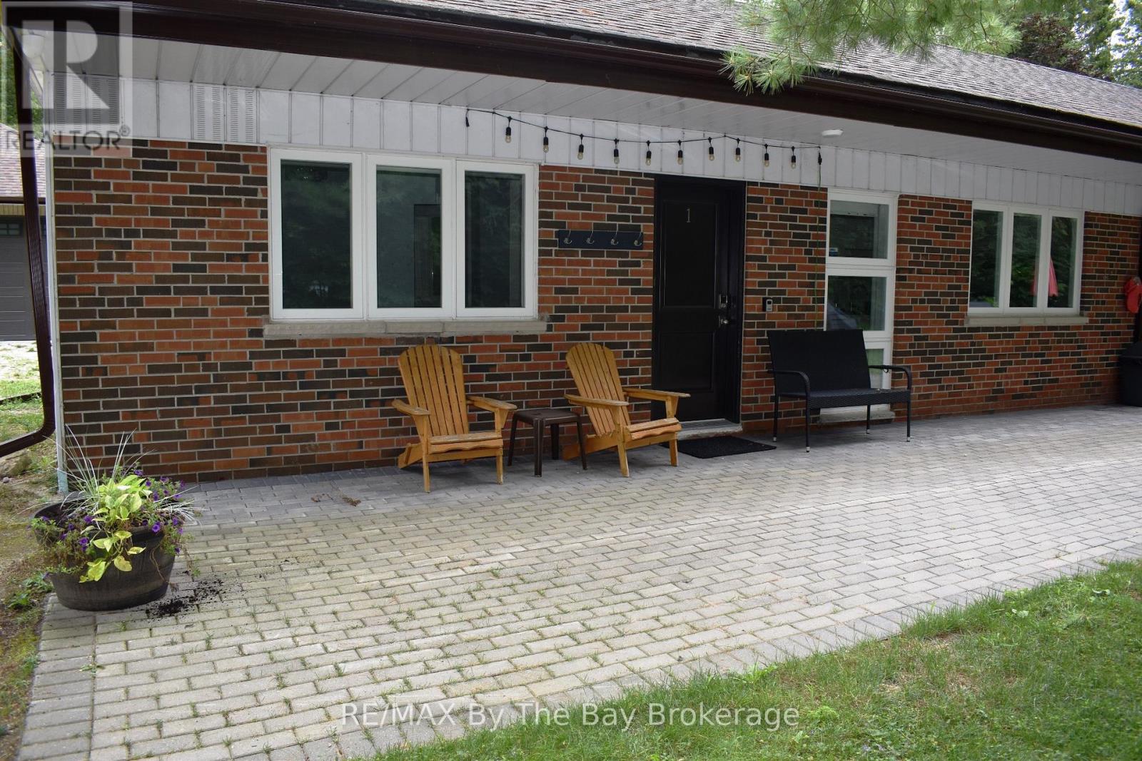 #1 - 1054 LAWSON ROAD, tiny, Ontario