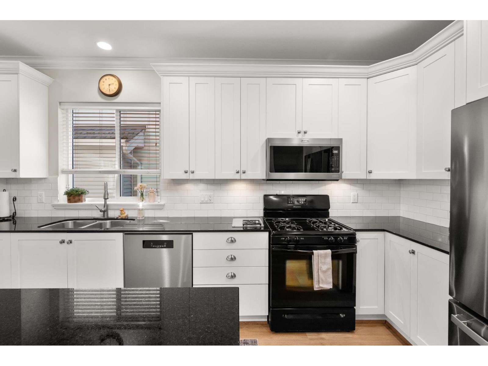 18980 67a Avenue, Surrey, British Columbia  V4N 6A2 - Photo 13 - R3061948