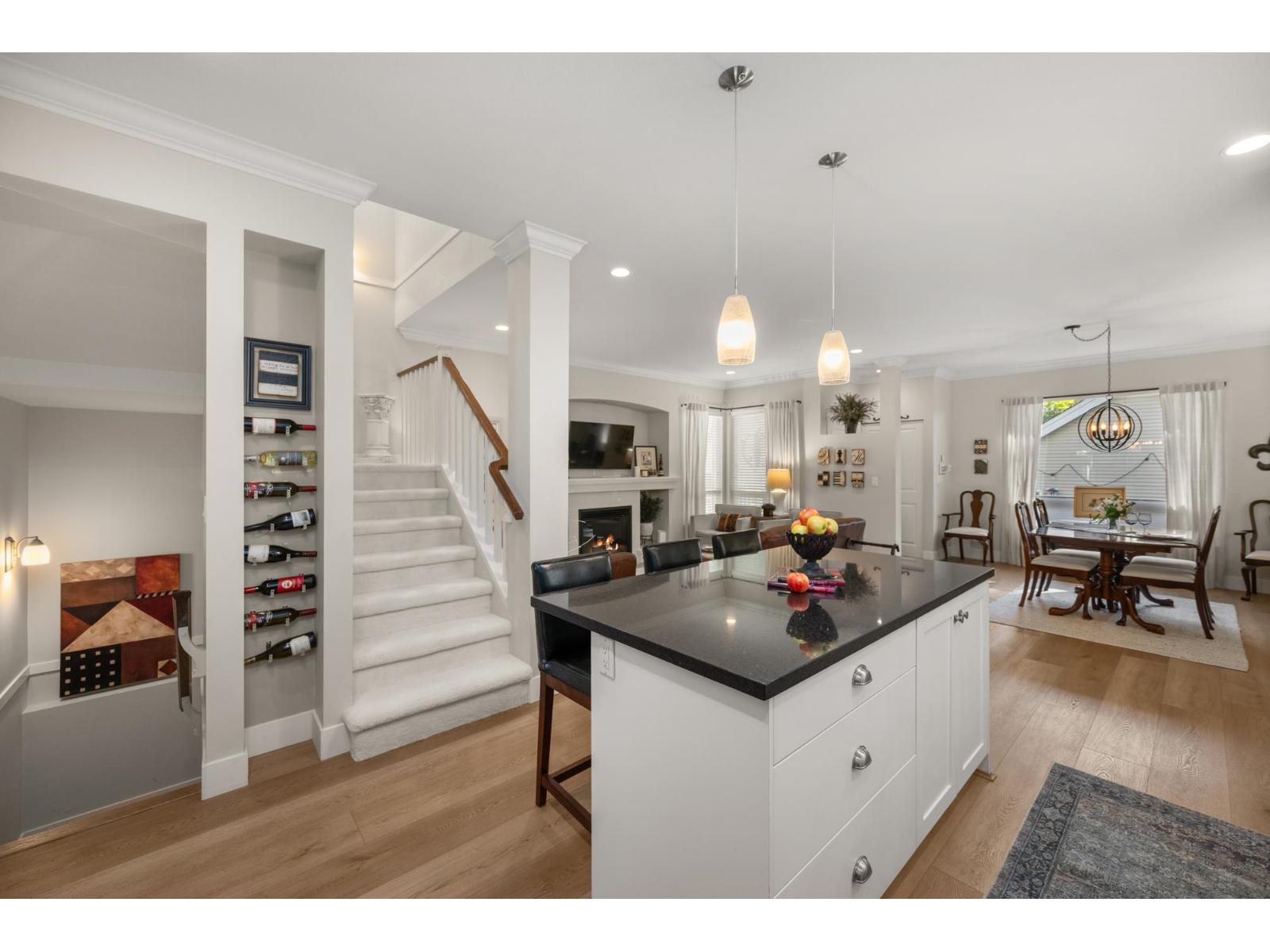 18980 67a Avenue, Surrey, British Columbia  V4N 6A2 - Photo 5 - R3061948