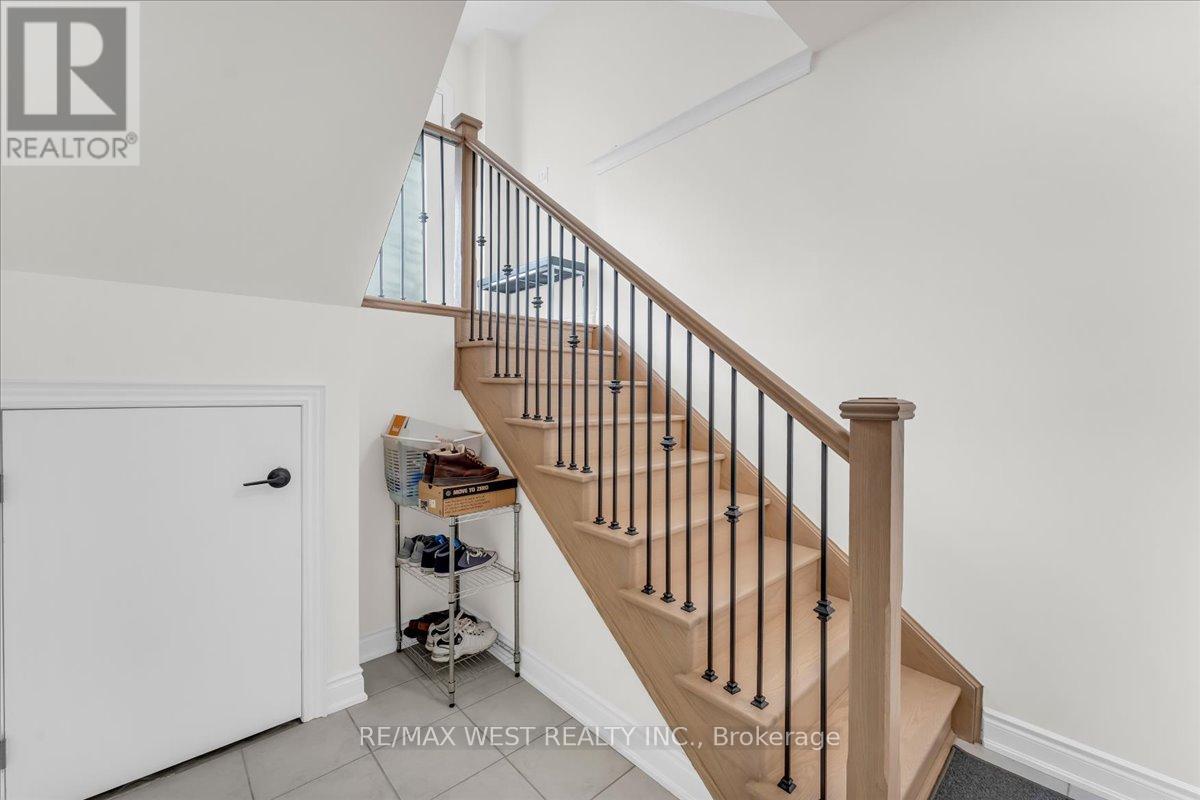16 Janes Crescent, New Tecumseth, Ontario  L9R 0T2 - Photo 49 - N12483775