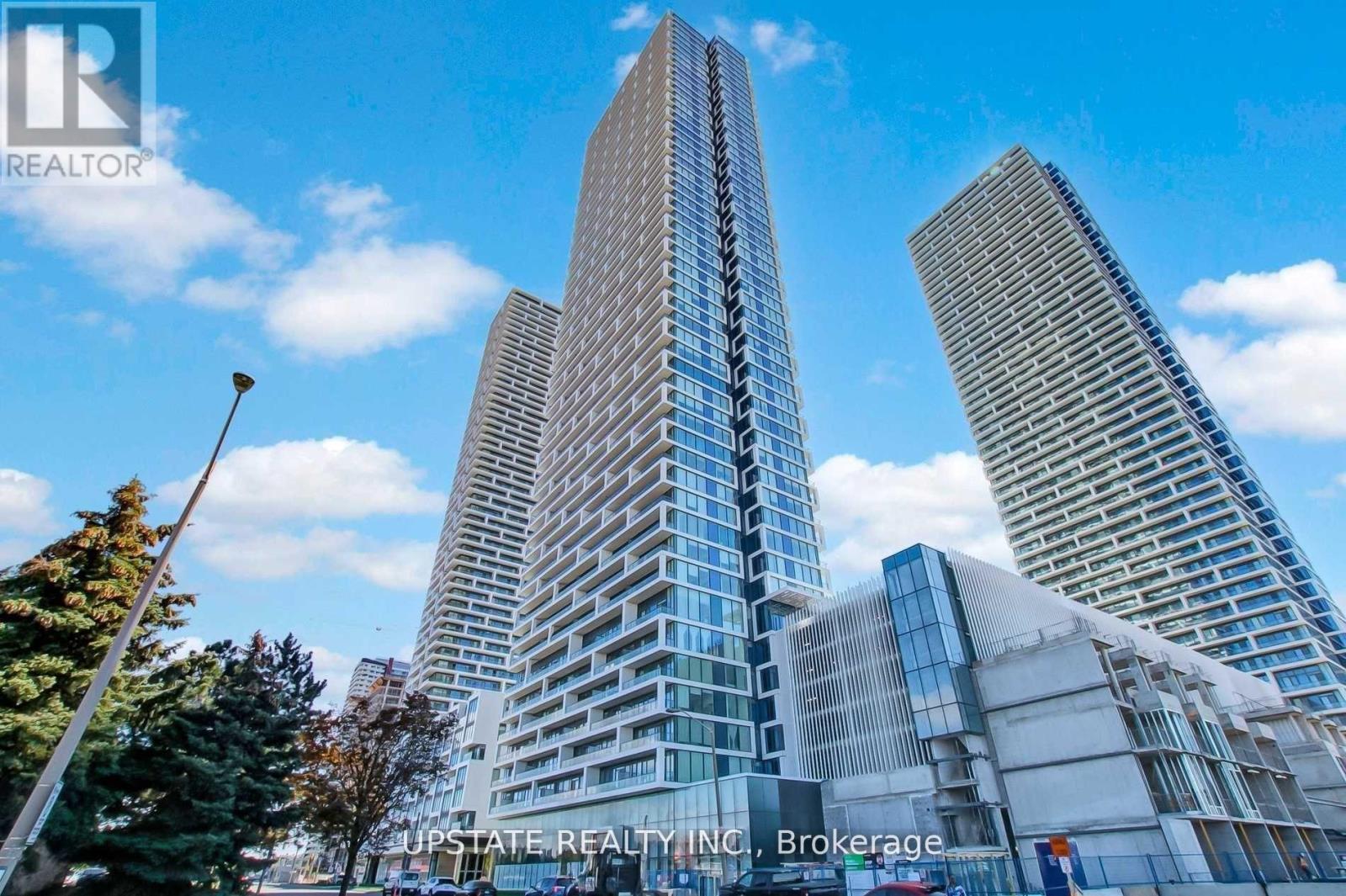 1711 - 898 PORTAGE PARKWAY, Vaughan, Ontario