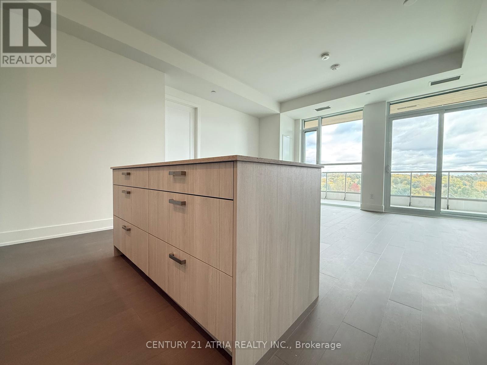 715 - 399 Royal Orchard Boulevard, Markham, Ontario  L3T 0H4 - Photo 6 - N12483781