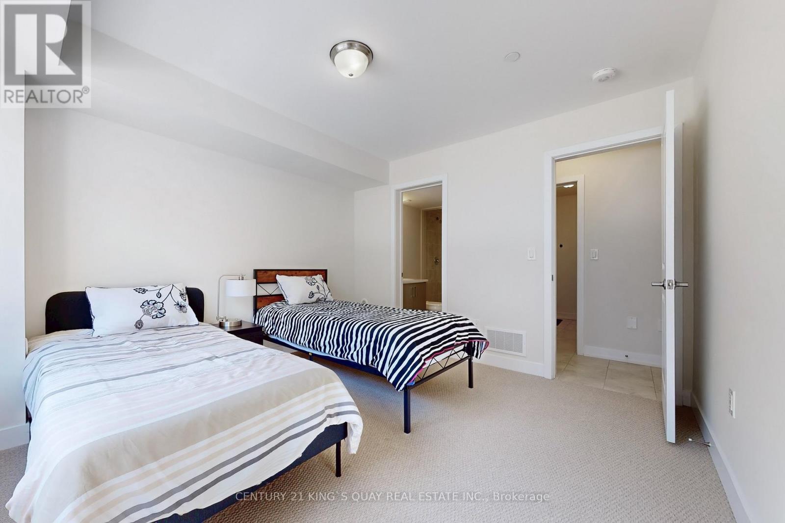 16 Credit Lane, Richmond Hill, Ontario  L4E 1G9 - Photo 17 - N12483792