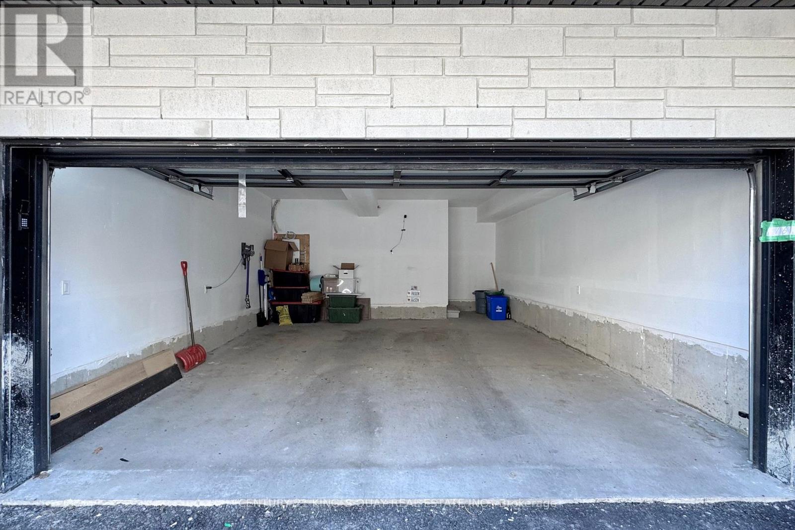 16 Credit Lane, Richmond Hill, Ontario  L4E 1G9 - Photo 31 - N12483792