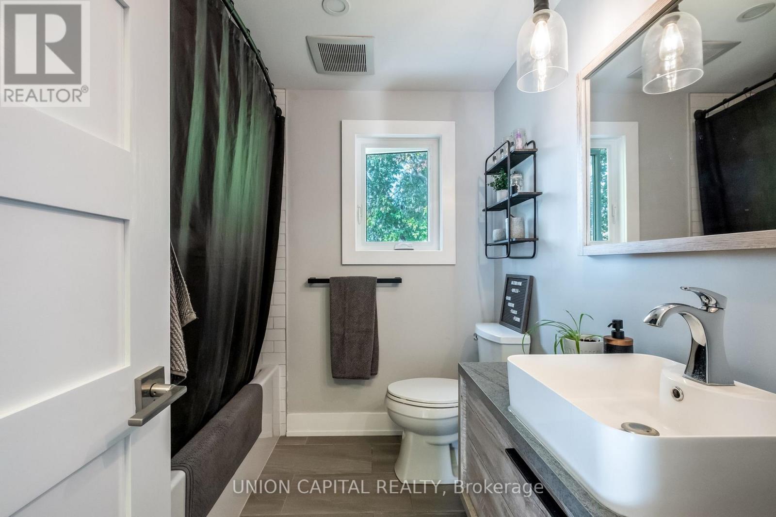 26 Pegg's Crescent, East Gwillimbury, Ontario  L9N 1B3 - Photo 34 - N12483810