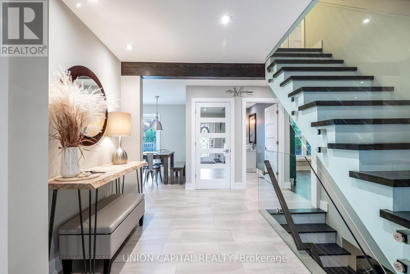 26 Pegg's Crescent, East Gwillimbury, Ontario  L9N 1B3 - Photo 6 - N12483810