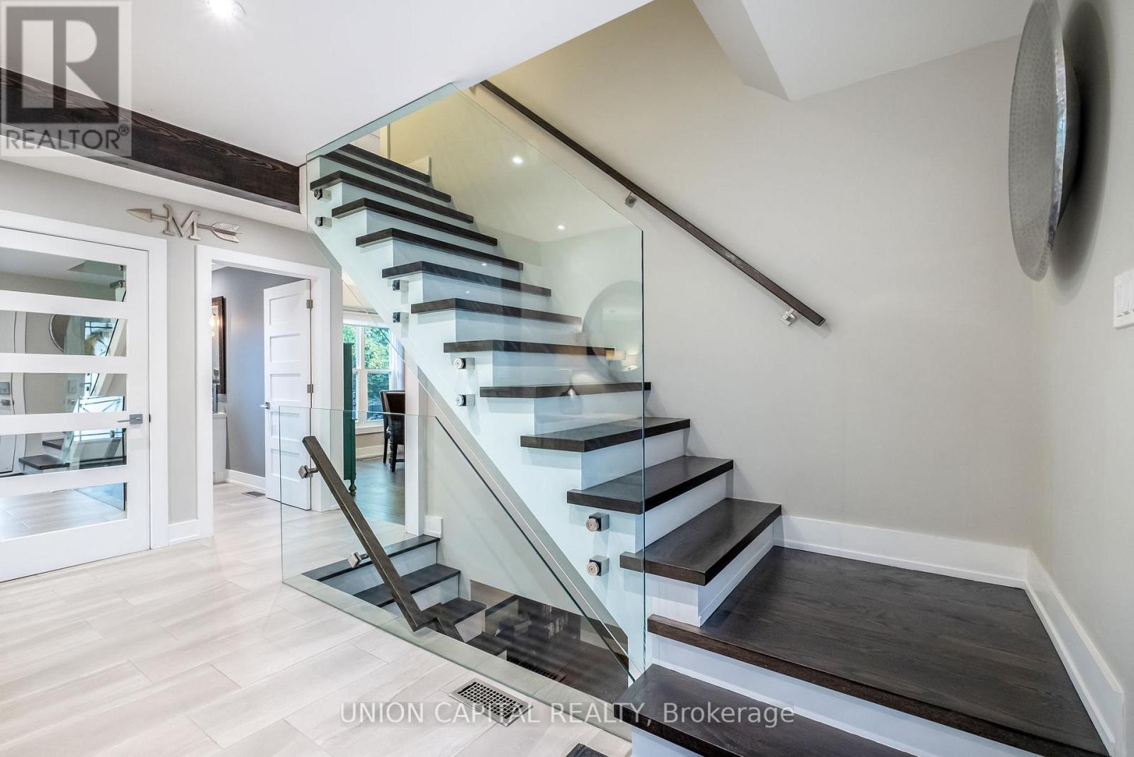 26 Pegg's Crescent, East Gwillimbury, Ontario  L9N 1B3 - Photo 7 - N12483810