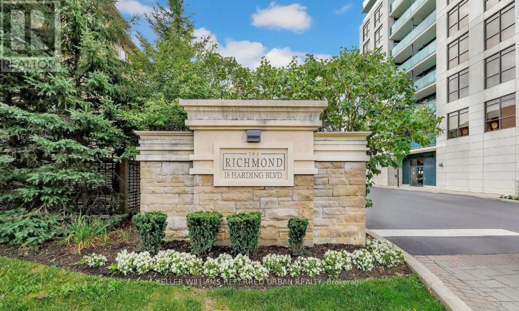 409 - 18 Harding Boulevard, Richmond Hill, Ontario  L4C 0T3 - Photo 2 - N12483831