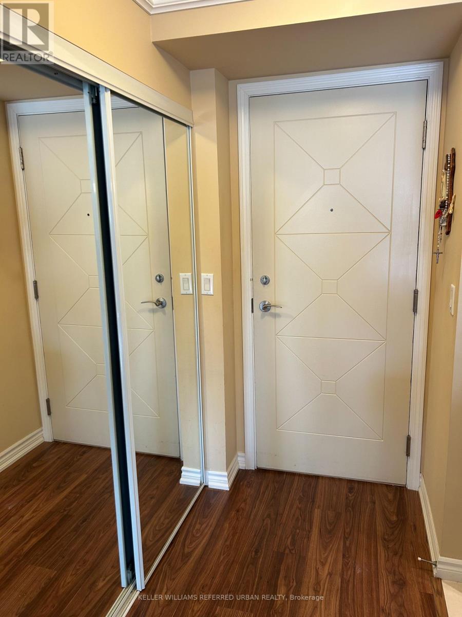 409 - 18 Harding Boulevard, Richmond Hill, Ontario  L4C 0T3 - Photo 7 - N12483831