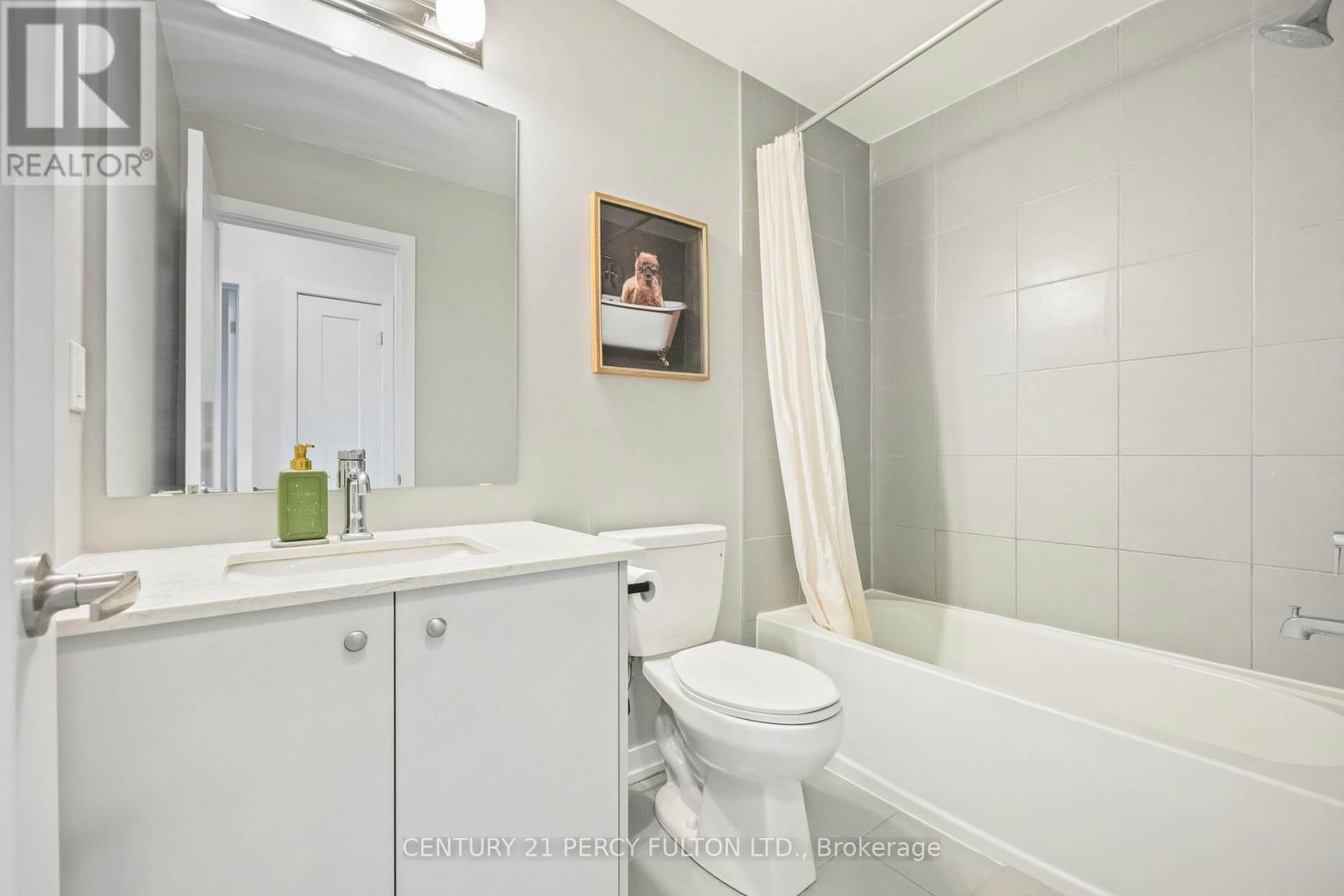 102 Lyall Stokes Circle, East Gwillimbury (Mt Albert), Ontario  L0G 1M0 - Photo 17 - N12483833