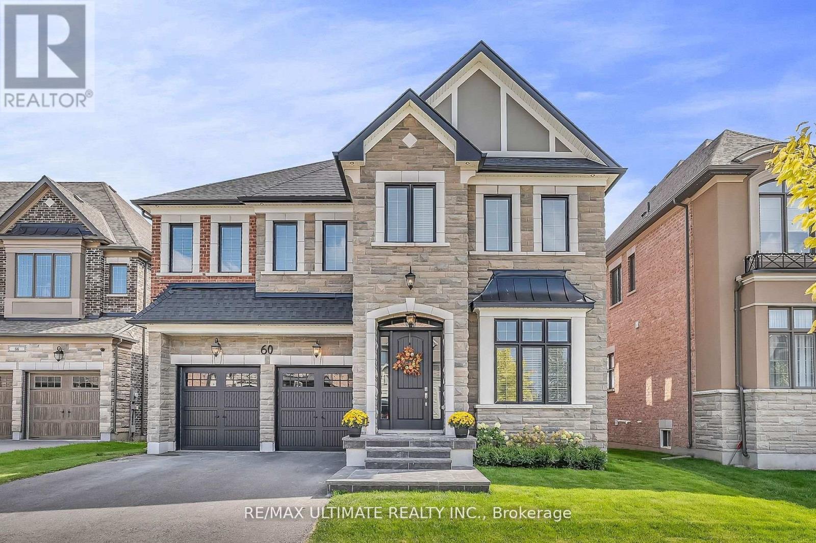 60 CAIRNS GATE, King, Ontario