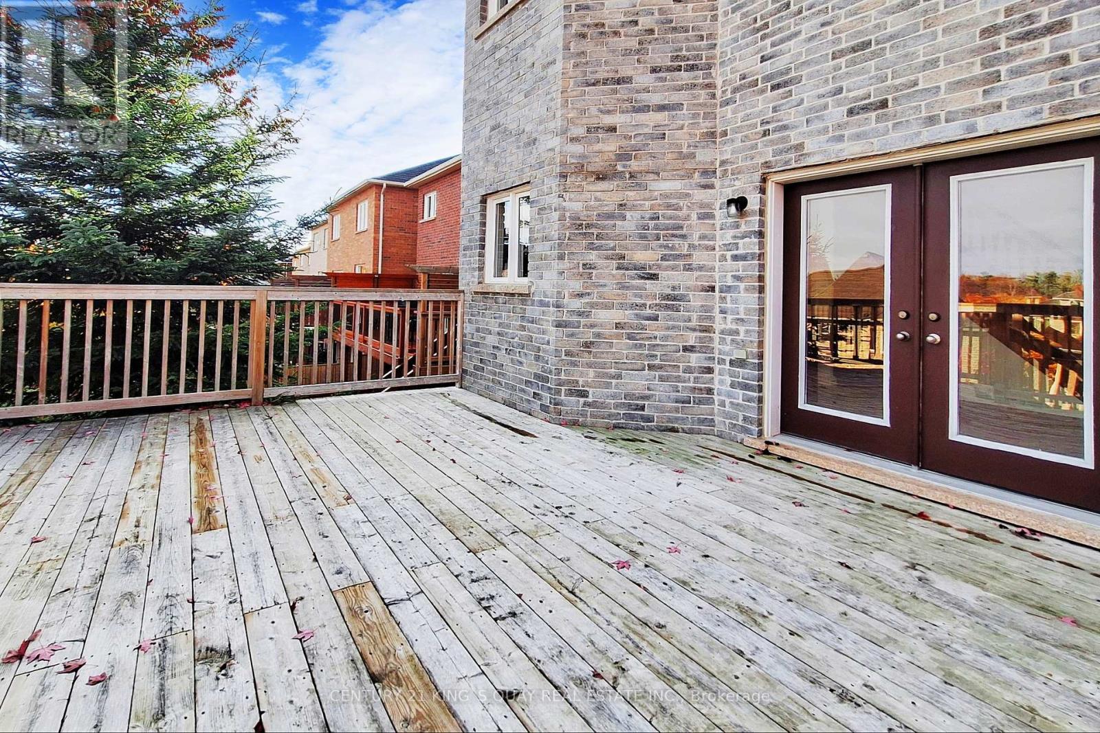 220 Karl Rose Trail, Newmarket, Ontario  L3X 3J3 - Photo 45 - N12483877