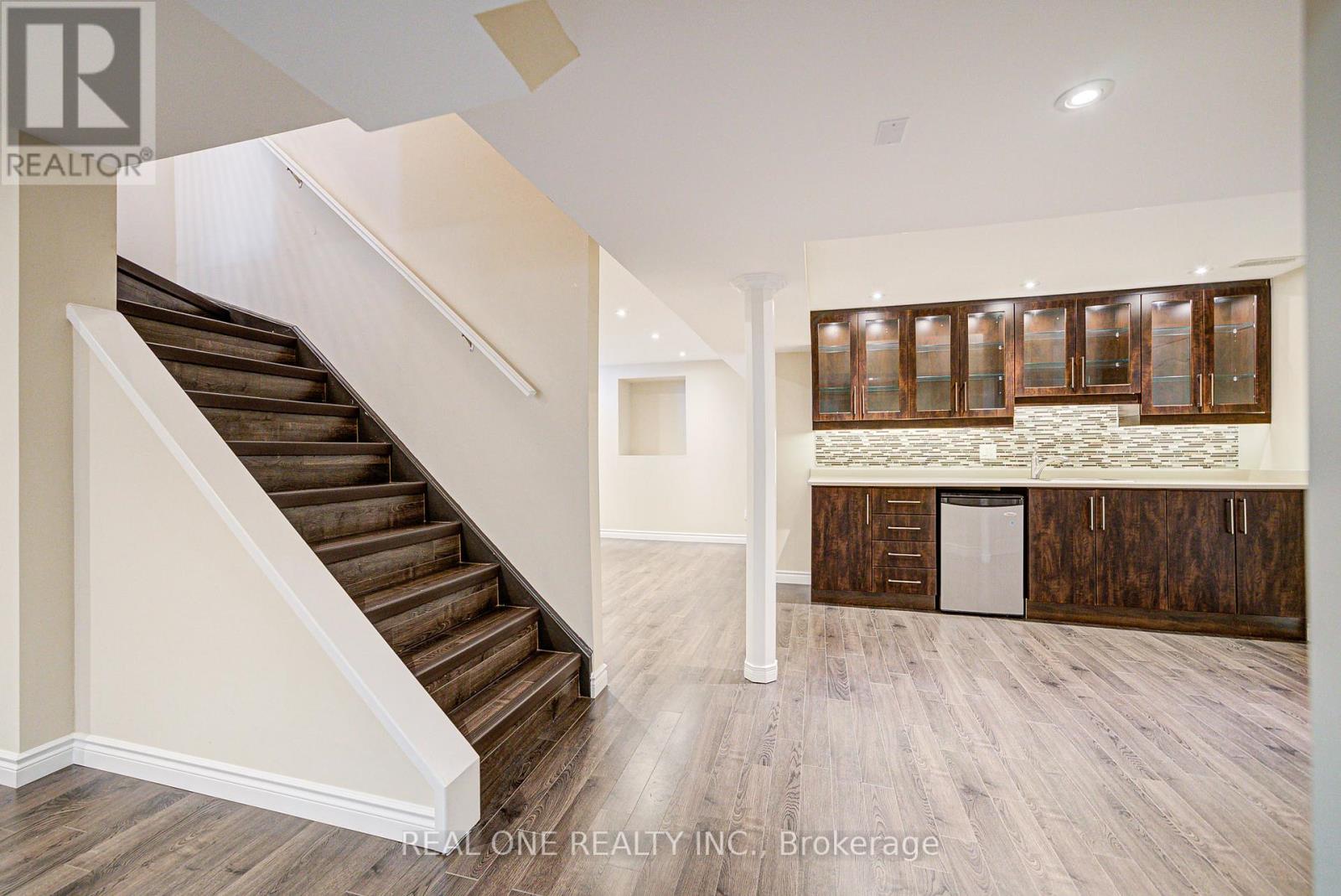 35 Ridgecrest Road, Markham, Ontario  L6C 2V2 - Photo 26 - N12483886