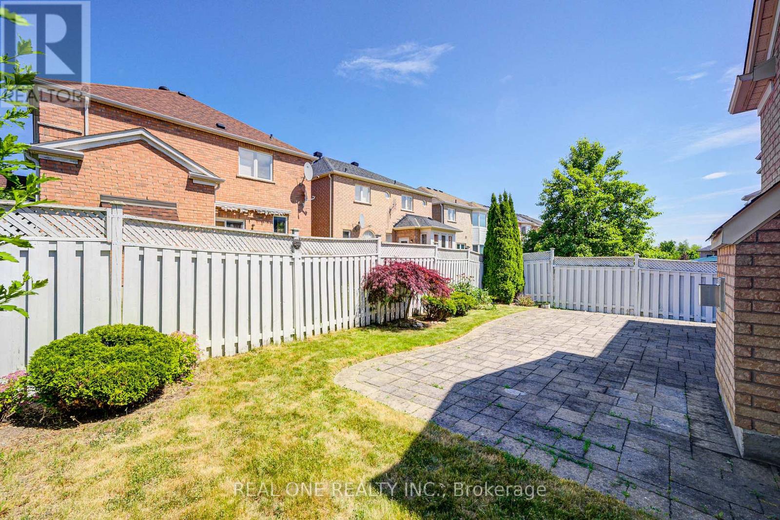 35 Ridgecrest Road, Markham, Ontario  L6C 2V2 - Photo 35 - N12483886