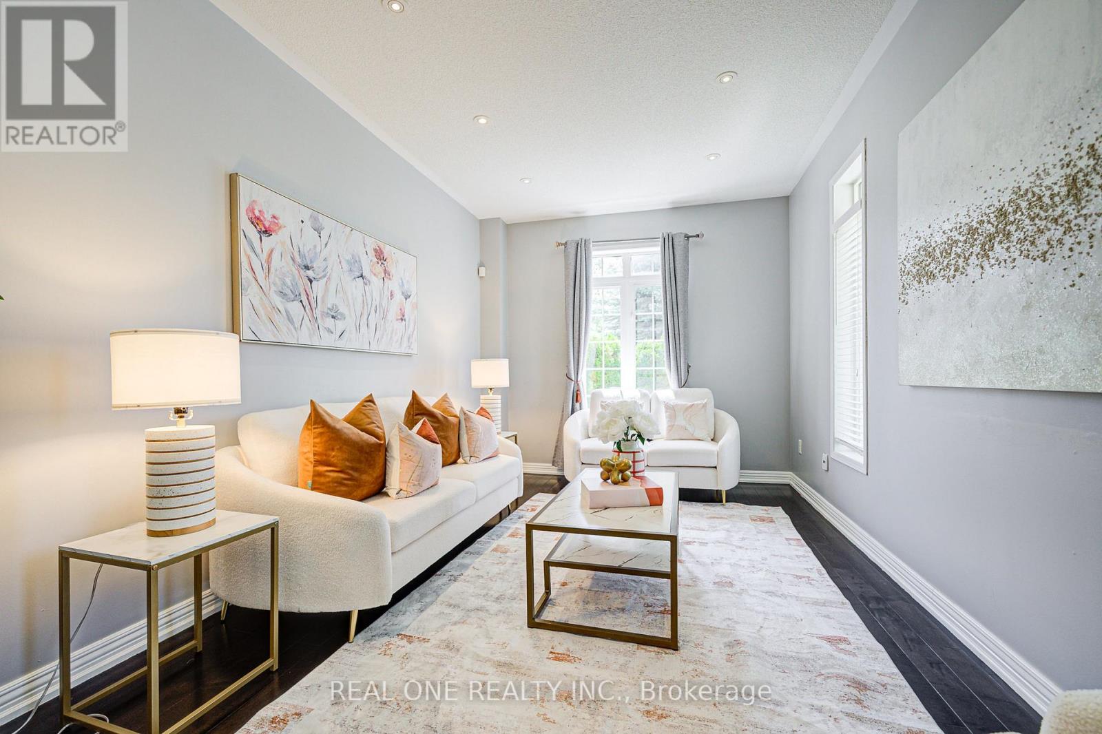 35 Ridgecrest Road, Markham, Ontario  L6C 2V2 - Photo 4 - N12483886