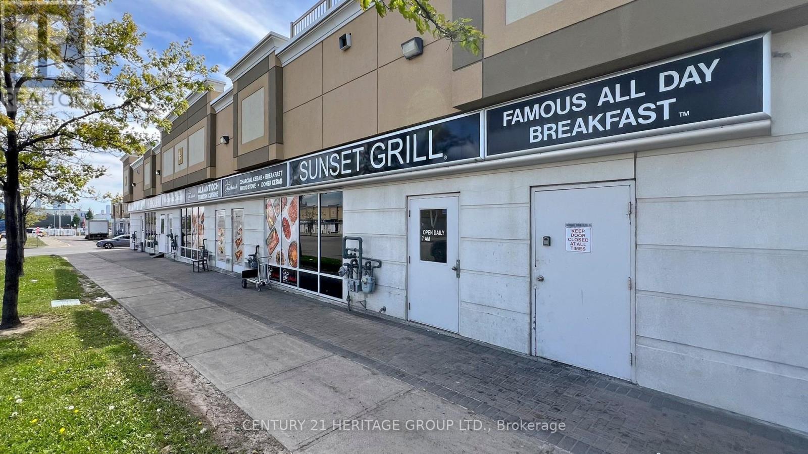 Bldg G Unit#1 - 3255 Rutherford Road, Vaughan, Ontario  L4K 5Y5 - Photo 4 - N12483888