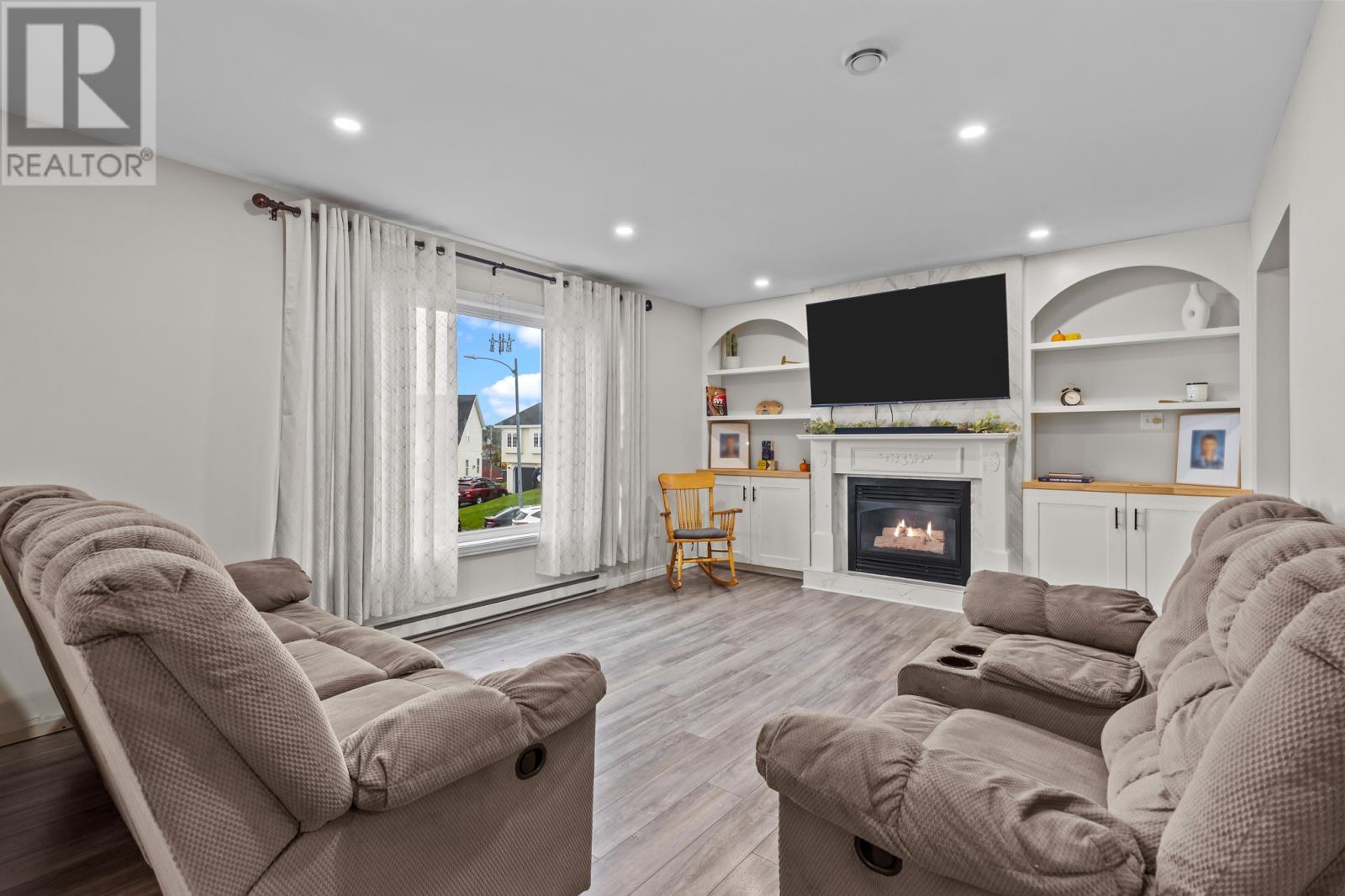 24 Merlyn Place, Paradise, Newfoundland & Labrador  A1L 1H3 - Photo 3 - 1292000