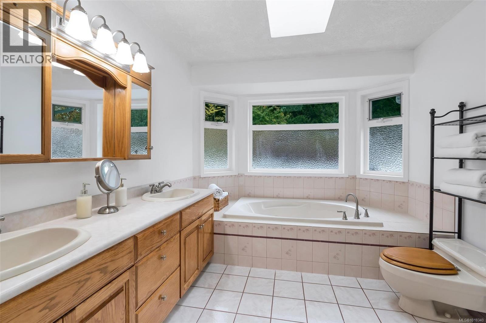 2446 Liggett Rd, Mill Bay, British Columbia  V8H 1C2 - Photo 30 - 1018340