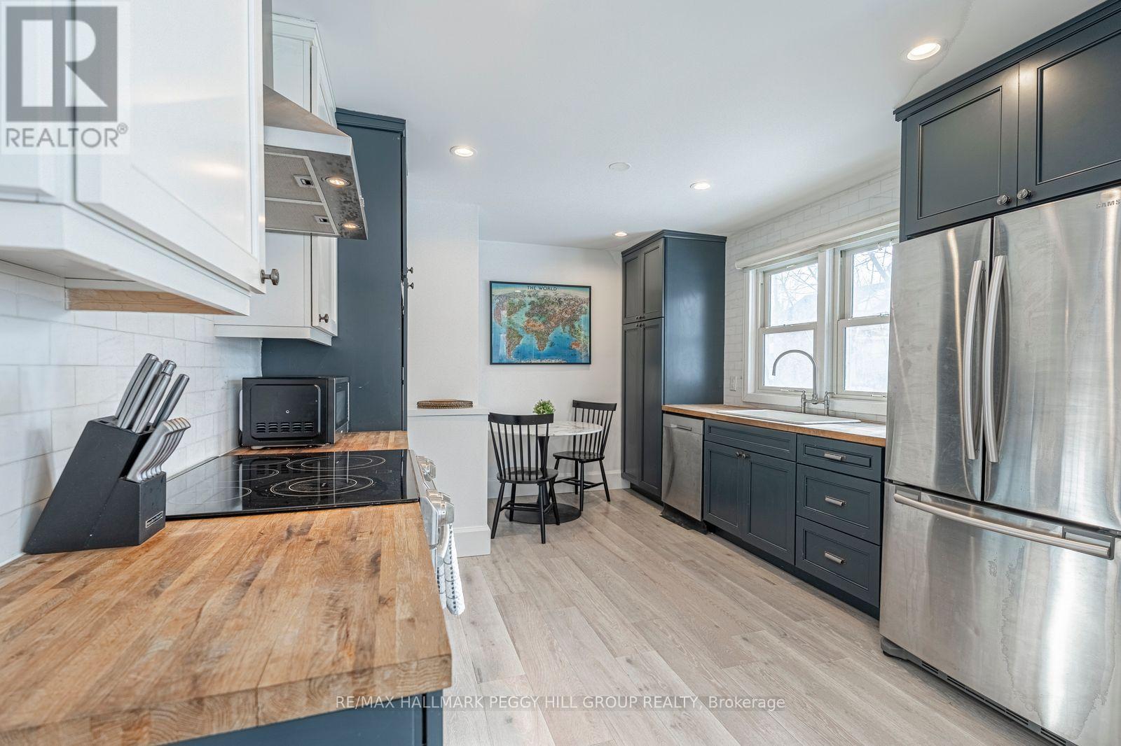 Main - 54 Sophia Street E, Barrie (City Centre), Ontario  L4M 1Y4 - Photo 2 - S12483827