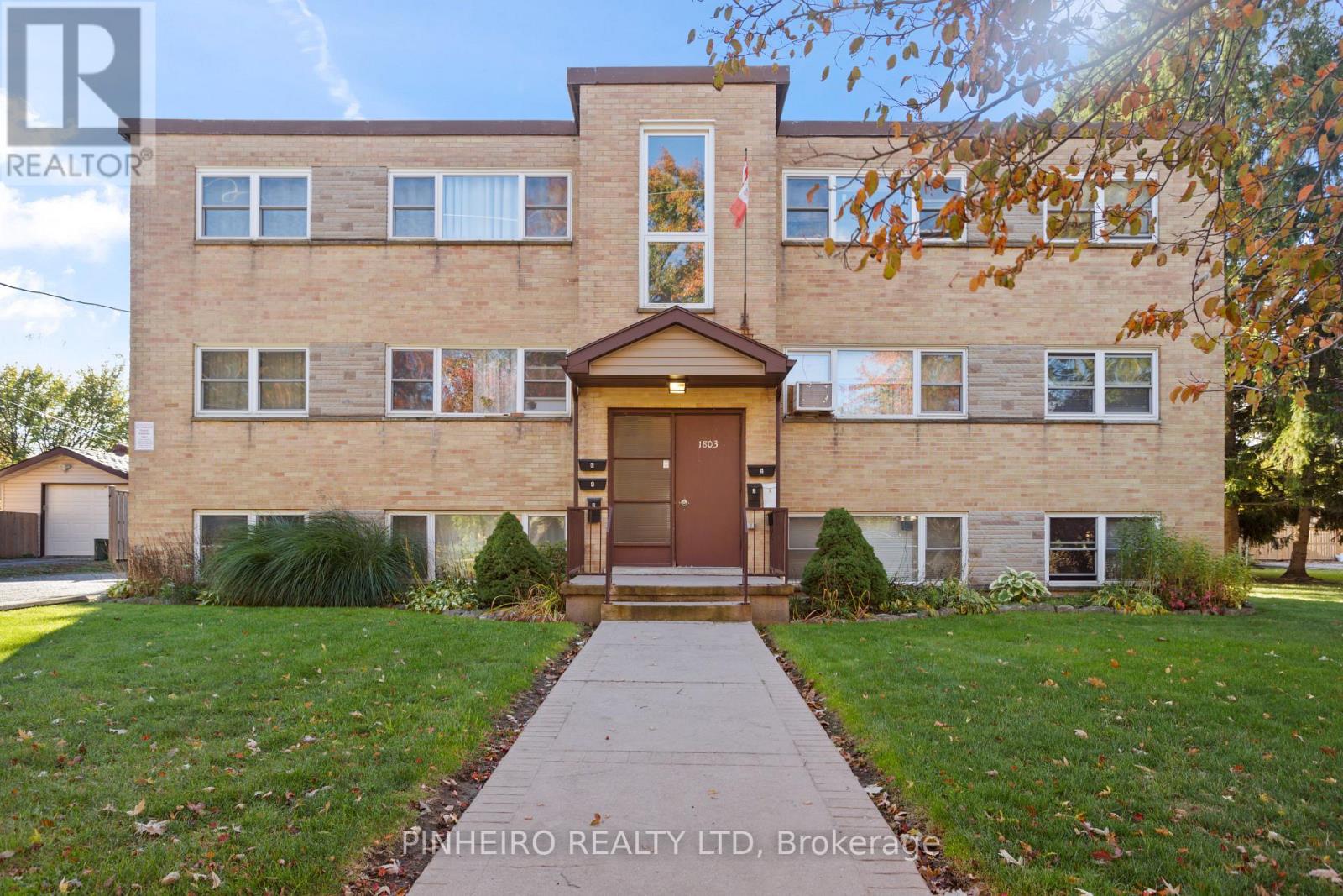 1803 Park Avenue, London East, Ontario  N5W 2J6 - Photo 2 - X12483948