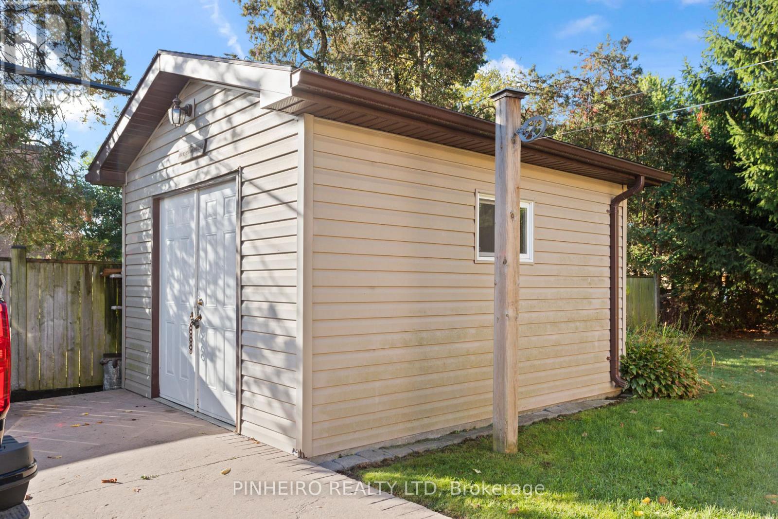 1803 Park Avenue, London East, Ontario  N5W 2J6 - Photo 35 - X12483948