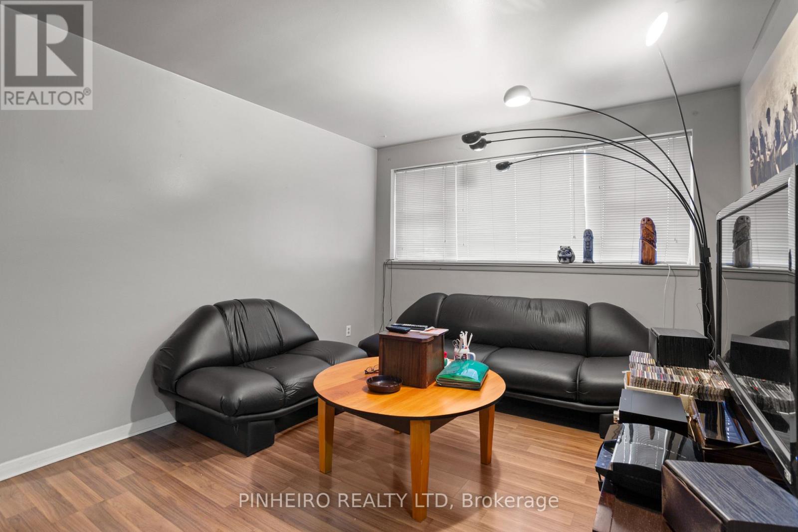 1803 Park Avenue, London East, Ontario  N5W 2J6 - Photo 6 - X12483948