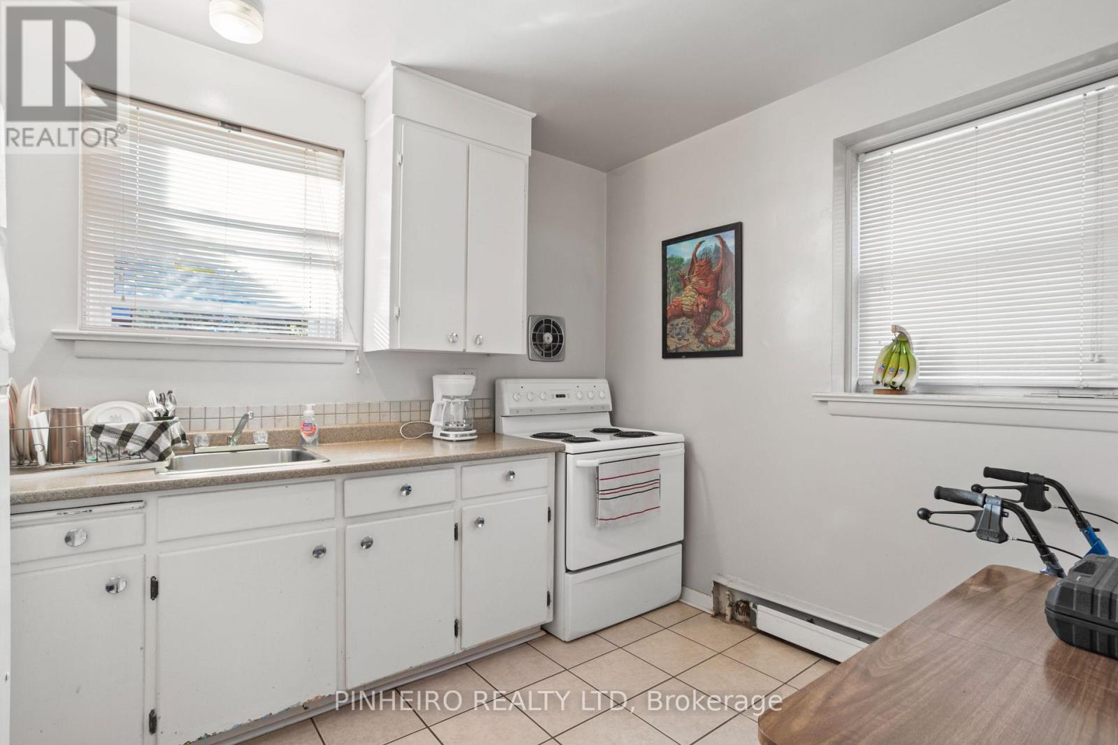 1803 Park Avenue, London East, Ontario  N5W 2J6 - Photo 7 - X12483948