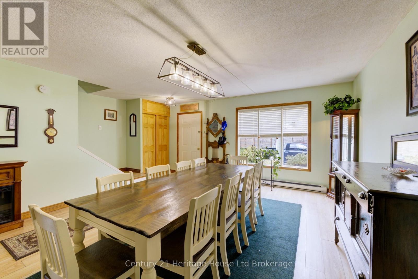 840 Water Street, Woodstock, Ontario  N4S 1S8 - Photo 1 - X12482987