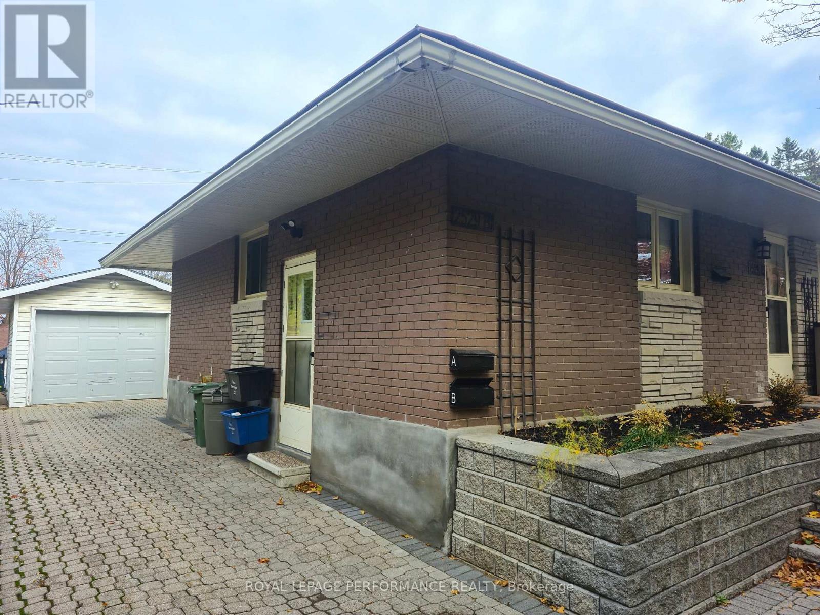 2529 Roman Avenue, Ottawa, Ontario  K2B 7X8 - Photo 20 - X12483920