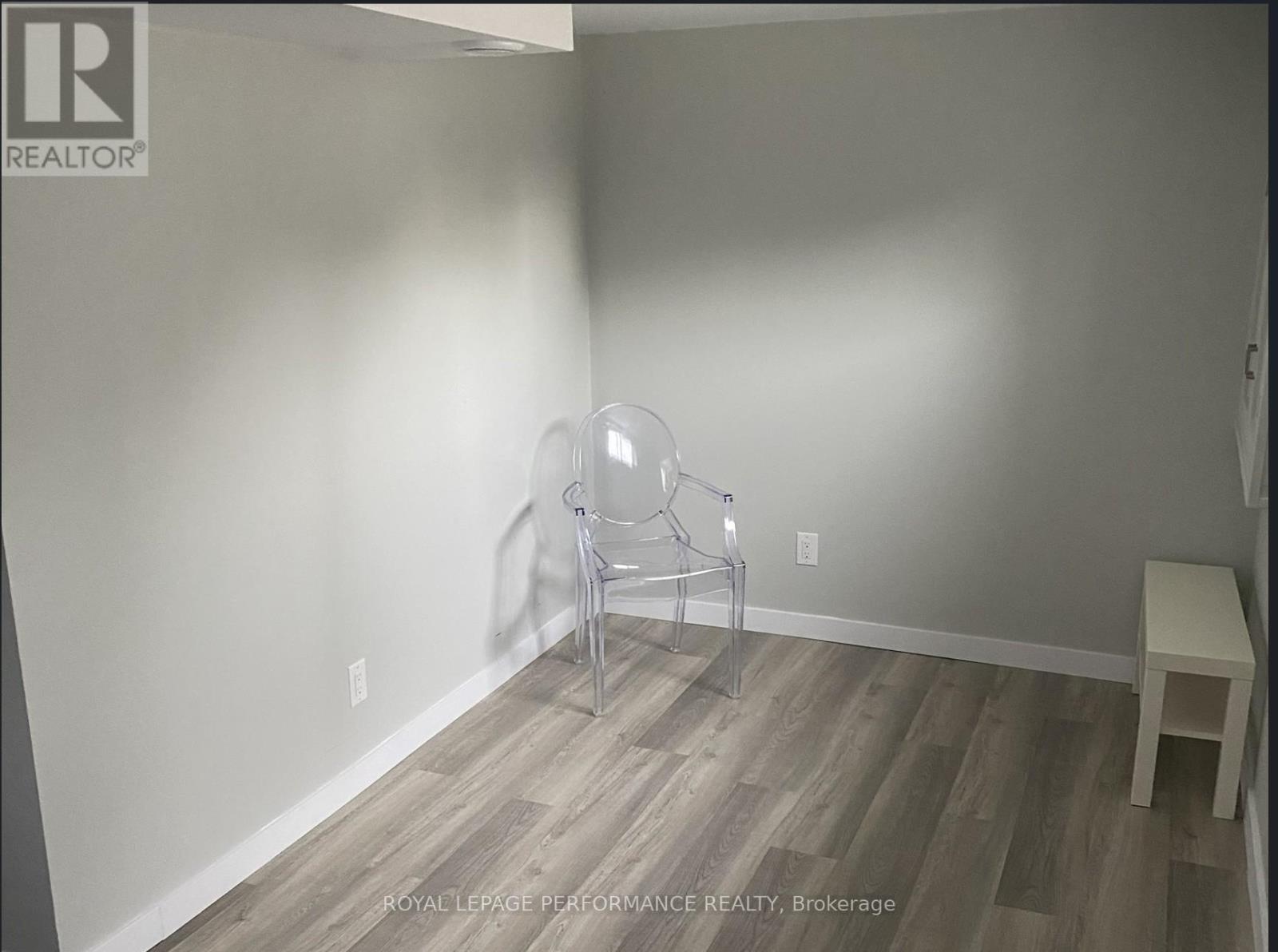 2529 Roman Avenue, Ottawa, Ontario  K2B 7X8 - Photo 30 - X12483920
